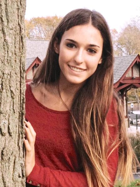 Allie Molner Is Probably Enagage With a Guy in the Future.